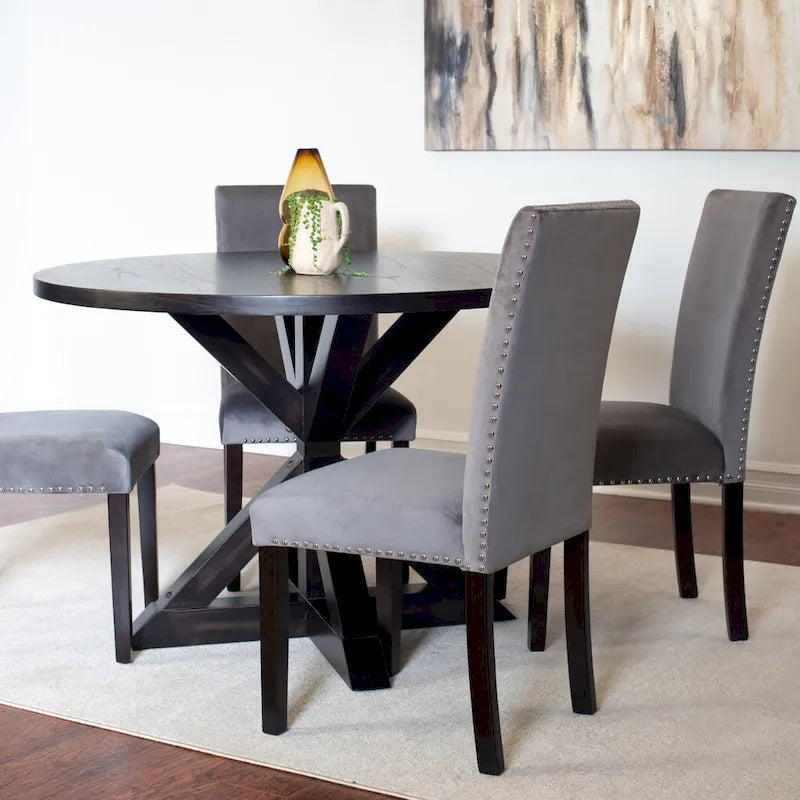 Table et chaises de salle à manger compactes avec garniture cloutée chromée pour cuisine