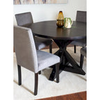 Table et chaises de salle à manger compactes avec garniture cloutée chromée pour cuisine