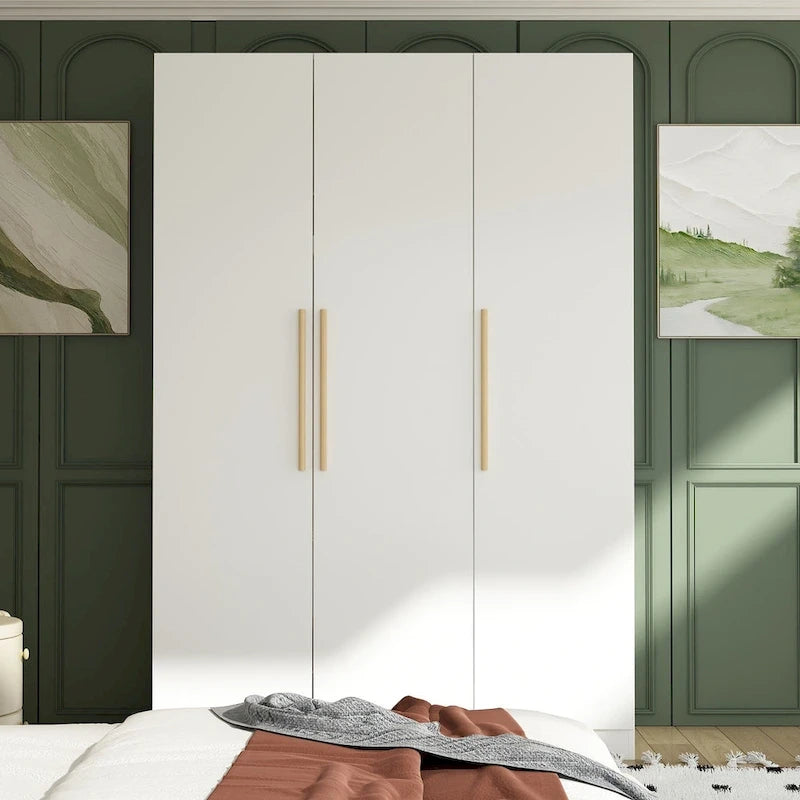 Armoire de rangement à trois portes, 70 H x 47,2 L, en blanc