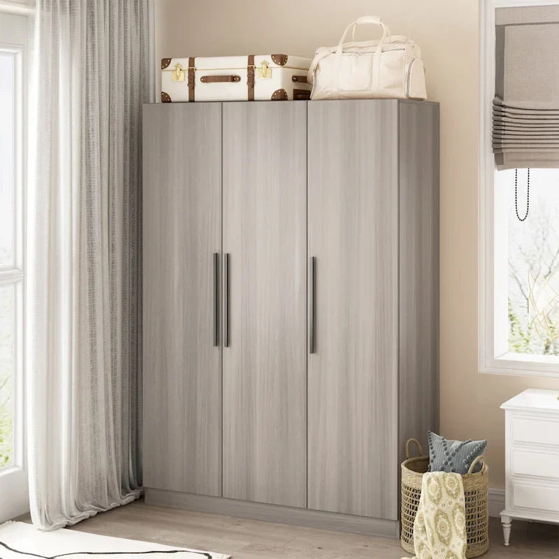 Armoire de rangement à trois portes, 70 H x 47,2 L, en blanc