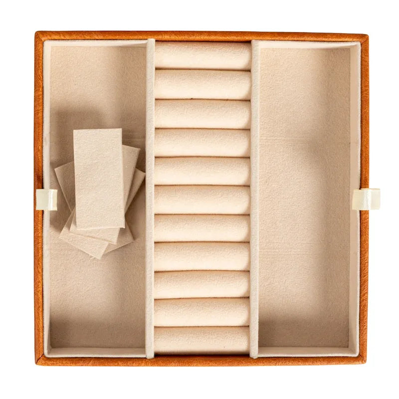 Boîte à bijoux 2 couches en cuir vegan avec fermoir - 23,6 L x 18,5 l x 9,6 H cm