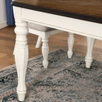 Table de salle à manger de style campagnard français, finition blanc antique et chêne vieilli